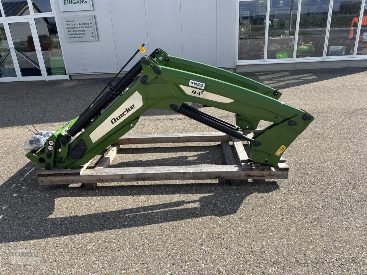 Frontlader of the type Alö Q4S DM-Euro Fendt Nature-Grün, Neumaschine in Herbrechtingen (Picture 2)