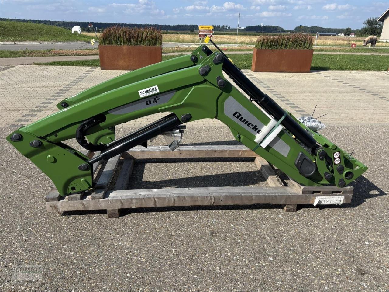Frontlader of the type Alö Q4S DM-Euro Fendt Nature-Grün, Neumaschine in Herbrechtingen (Picture 7)