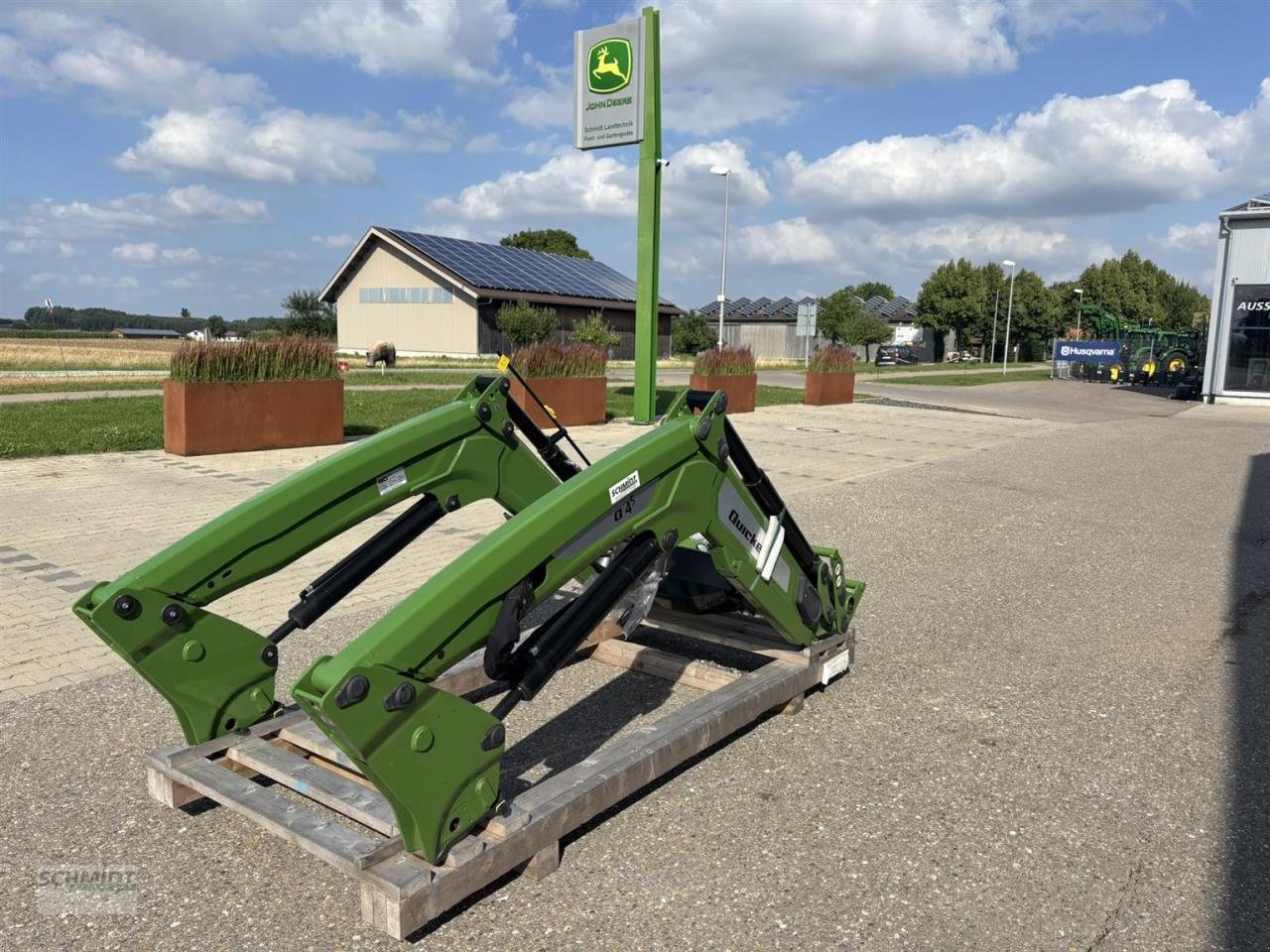 Frontlader of the type Alö Q4S DM-Euro Fendt Nature-Grün, Neumaschine in Herbrechtingen (Picture 8)