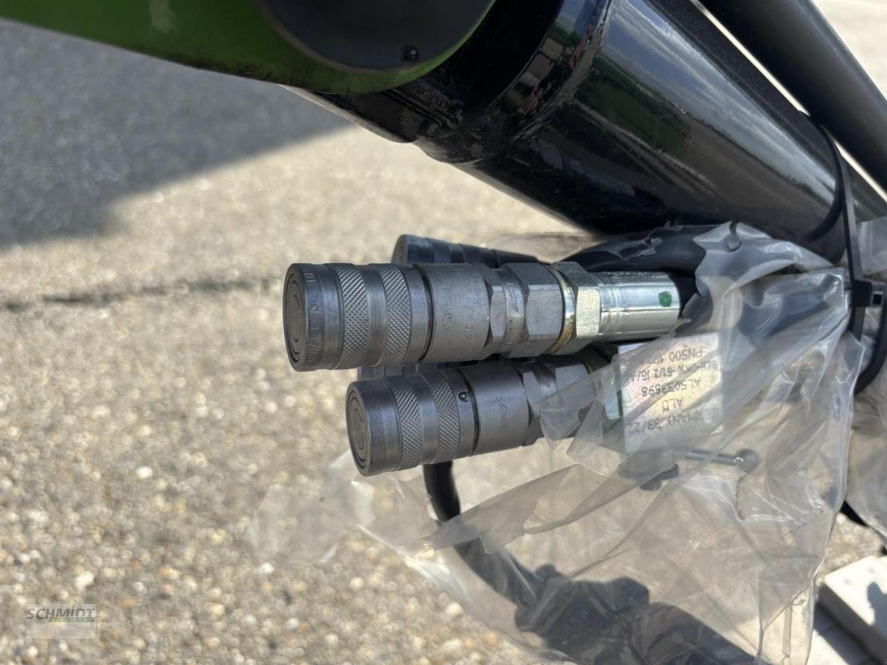 Frontlader of the type Alö Q4S DM-Euro Fendt Nature-Grün, Neumaschine in Herbrechtingen (Picture 10)