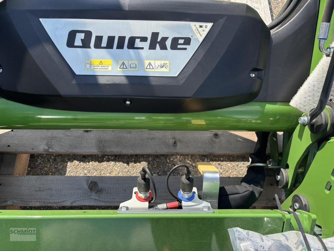 Frontlader des Typs Alö Q4S DM-Euro Fendt Nature-Grün, Neumaschine in Herbrechtingen (Bild 11)