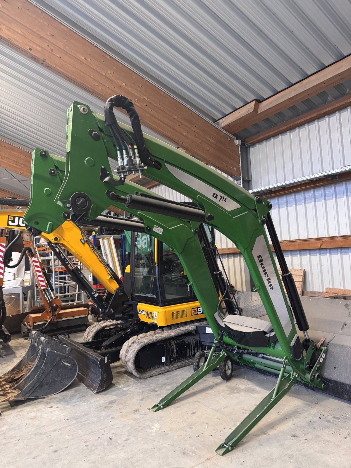 Frontlader typu Alö Q7M, Gebrauchtmaschine v Fuchsstadt (Obrázok 1)