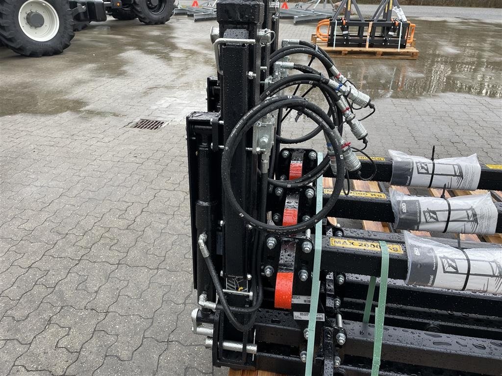 Frontlader des Typs Alö Storballegreb L+ hy.opklap, Gebrauchtmaschine in Nimtofte (Bild 4)