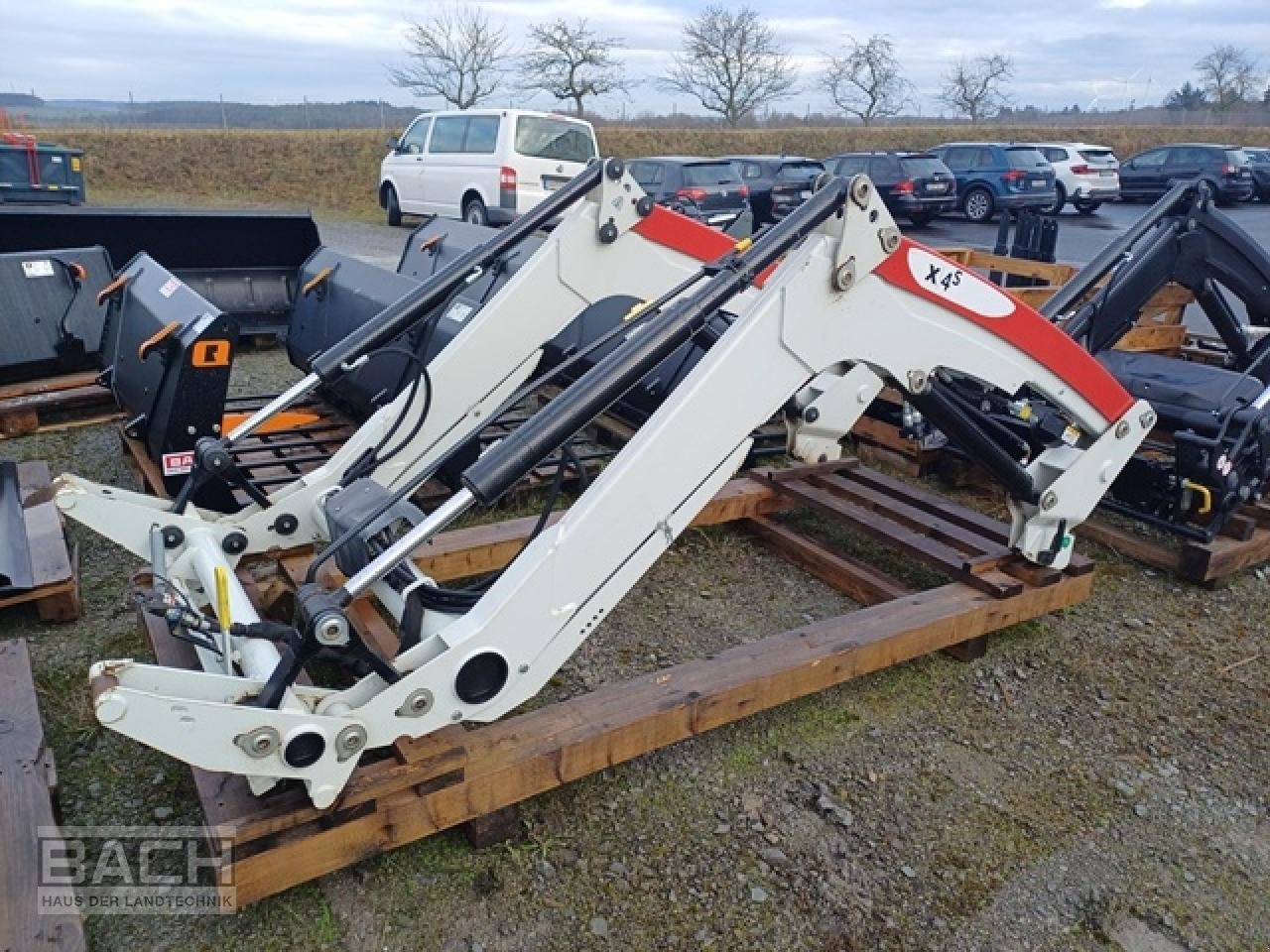 Frontlader typu Alö X 4 S PP FRONTLADERSCHWINGE, Neumaschine v Boxberg-Seehof (Obrázok 1)