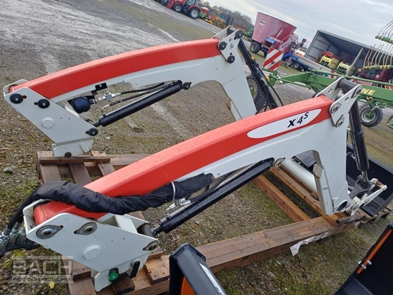 Frontlader typu Alö X 4 S PP FRONTLADERSCHWINGE, Neumaschine v Boxberg-Seehof (Obrázok 5)