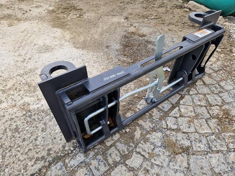 Frontlader des Typs Big Dutchman John Deere / Matbro Adapter mit Euro Aufnahme, Neumaschine in Göpfritz an der Wild (Bild 3)