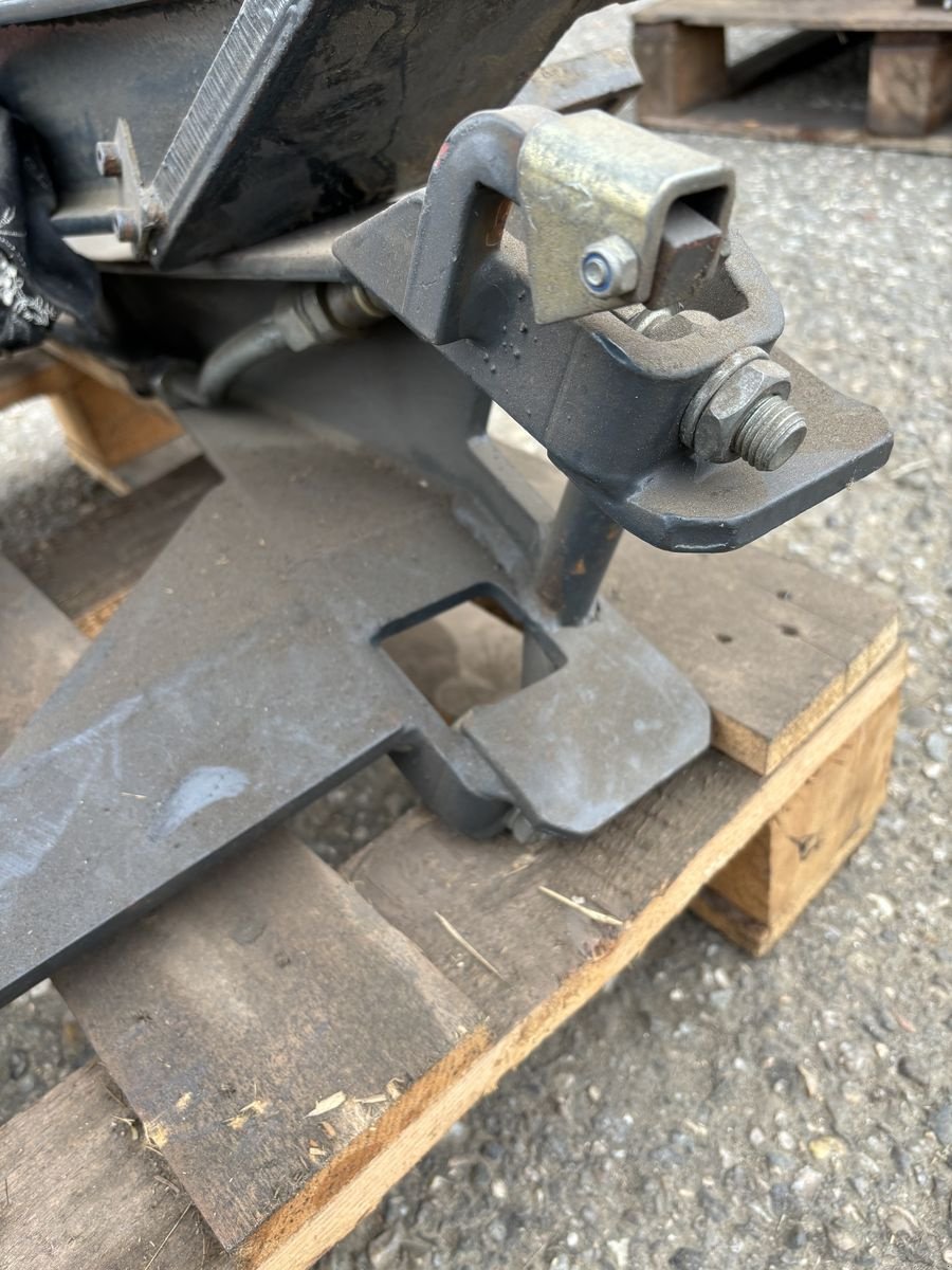 Frontlader des Typs BIG-Lift Steyr Anbaukonsole, Gebrauchtmaschine in Arnreit (Bild 3)