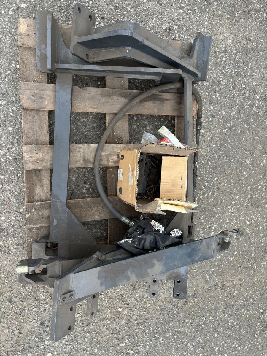 Frontlader des Typs BIG-Lift Steyr Anbaukonsole, Gebrauchtmaschine in Arnreit (Bild 2)