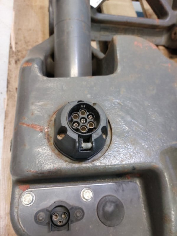 Frontlader of the type CLAAS Axion 840, Gebrauchtmaschine in Hemmet (Picture 18)