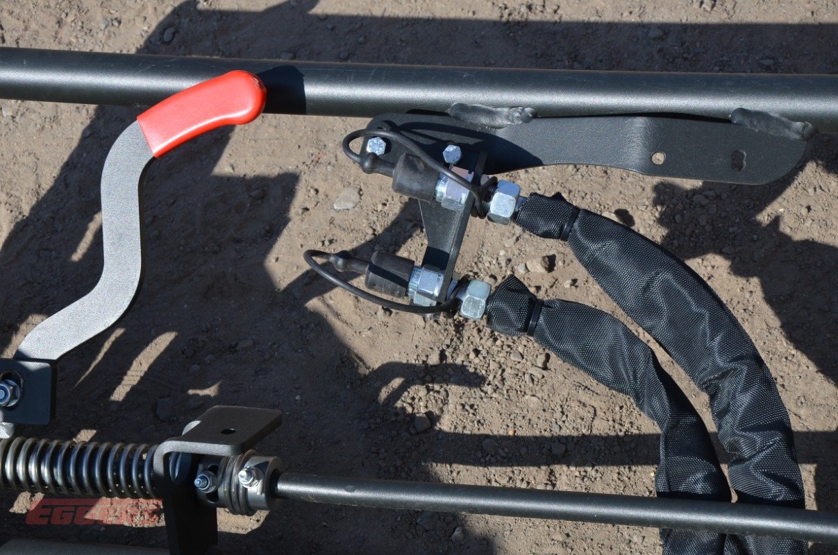 Frontlader des Typs CLAAS FL 100, Neumaschine in Suhlendorf (Bild 8)