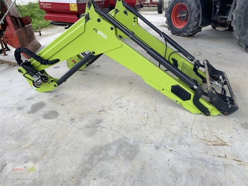 Frontlader des Typs CLAAS FL 120 C, Gebrauchtmaschine in Mengkofen (Bild 1)