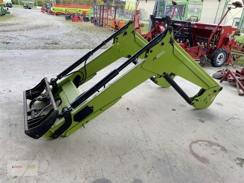 Frontlader des Typs CLAAS FL 120 C, Gebrauchtmaschine in Mengkofen (Bild 4)
