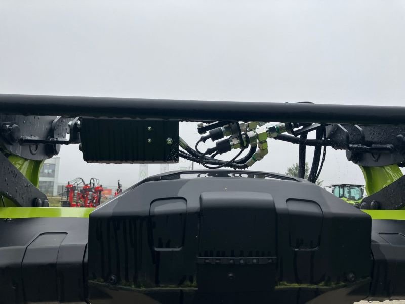 Frontlader des Typs CLAAS FL 120 C, Neumaschine in Hutthurm (Bild 4)