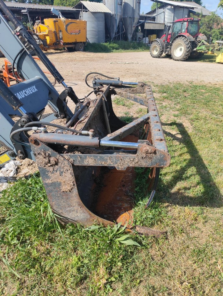 Frontlader typu Faucheux FXM 120 SERIE 2, Gebrauchtmaschine v LACAPELLE-MARIVAL (Obrázek 7)