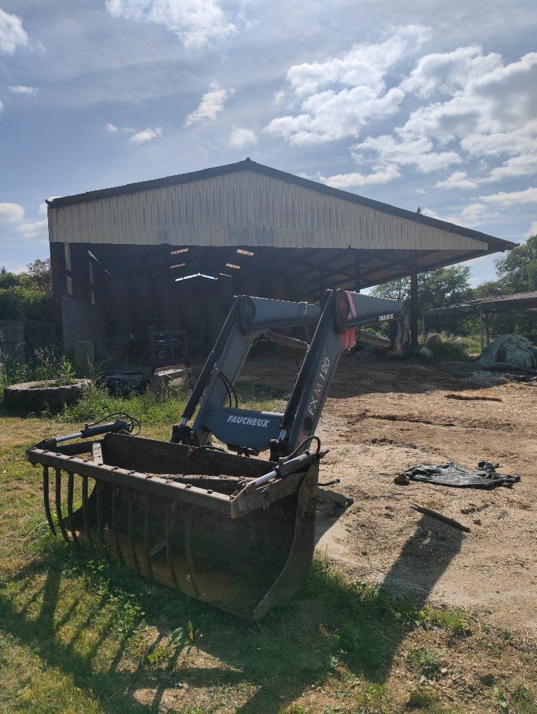 Frontlader typu Faucheux FXM 120 SERIE 2, Gebrauchtmaschine v LACAPELLE-MARIVAL (Obrázek 2)