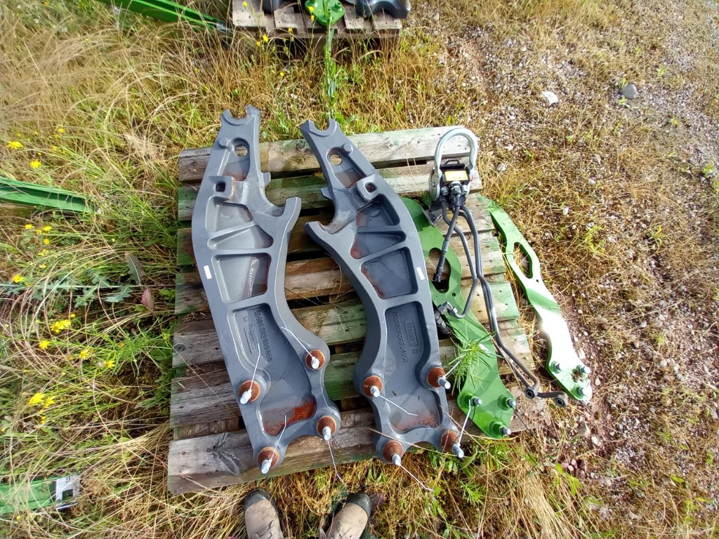 Frontlader типа Fendt 4 X 80, Gebrauchtmaschine в Calmont (Фотография 2)