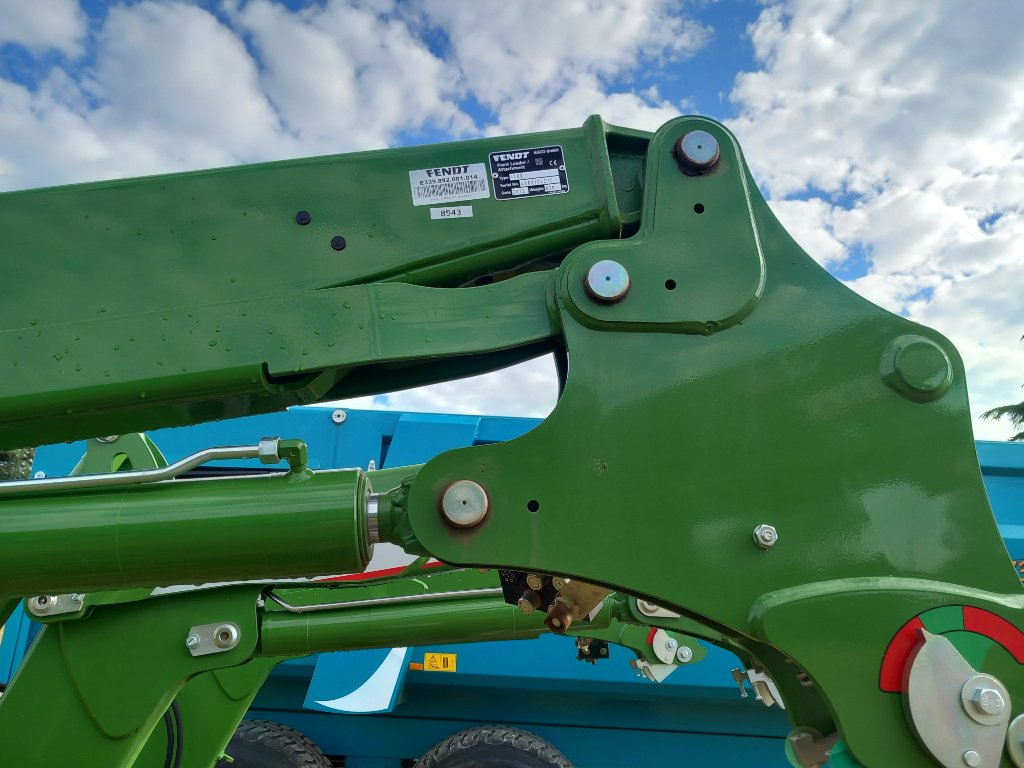 Frontlader типа Fendt 4 X 80, Gebrauchtmaschine в Calmont (Фотография 3)