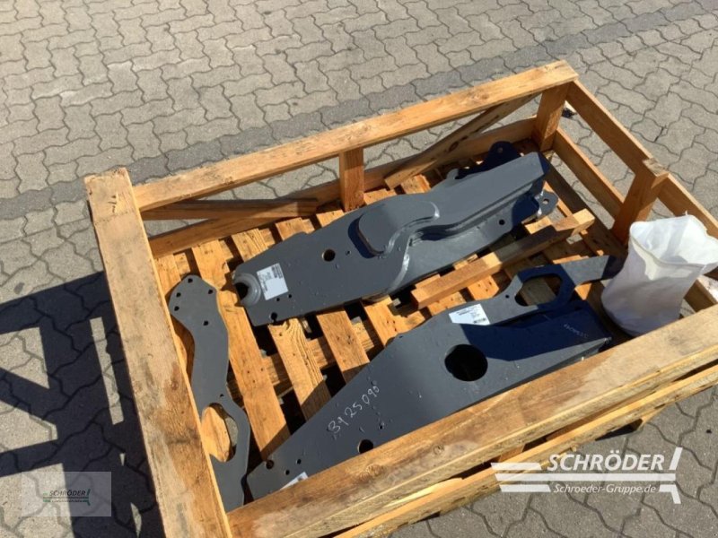 Frontlader des Typs Fendt ALÖ ANBAUKONSOLEN FENDT 700-724 GEN6, Gebrauchtmaschine in Völkersen (Bild 1)