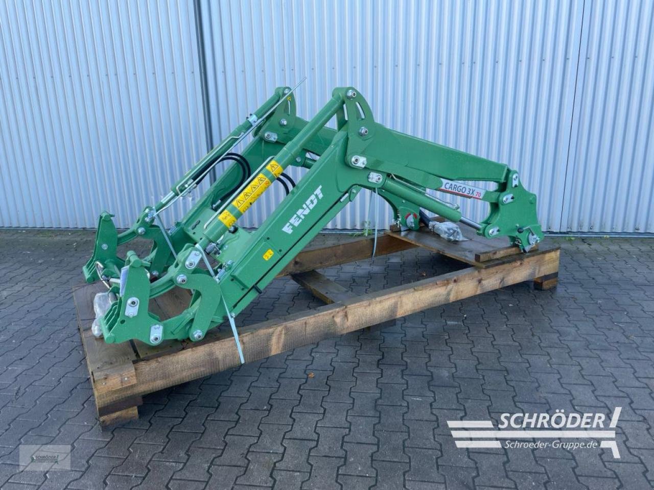 Frontlader of the type Fendt CARGO 3 X/70 DW, Neumaschine in Wildeshausen (Picture 1)