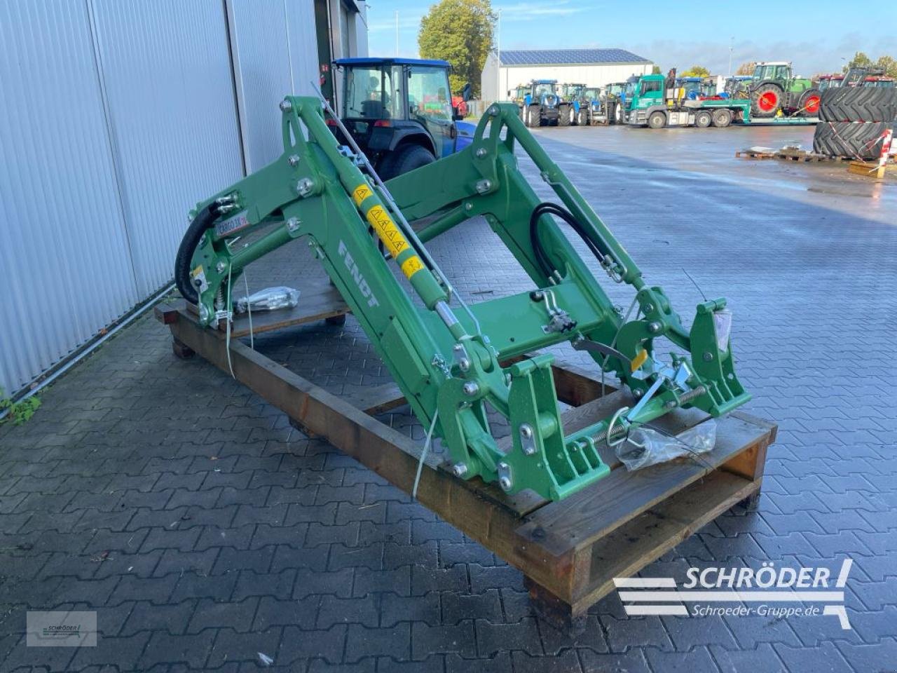 Frontlader of the type Fendt CARGO 3 X/70 DW, Neumaschine in Wildeshausen (Picture 3)