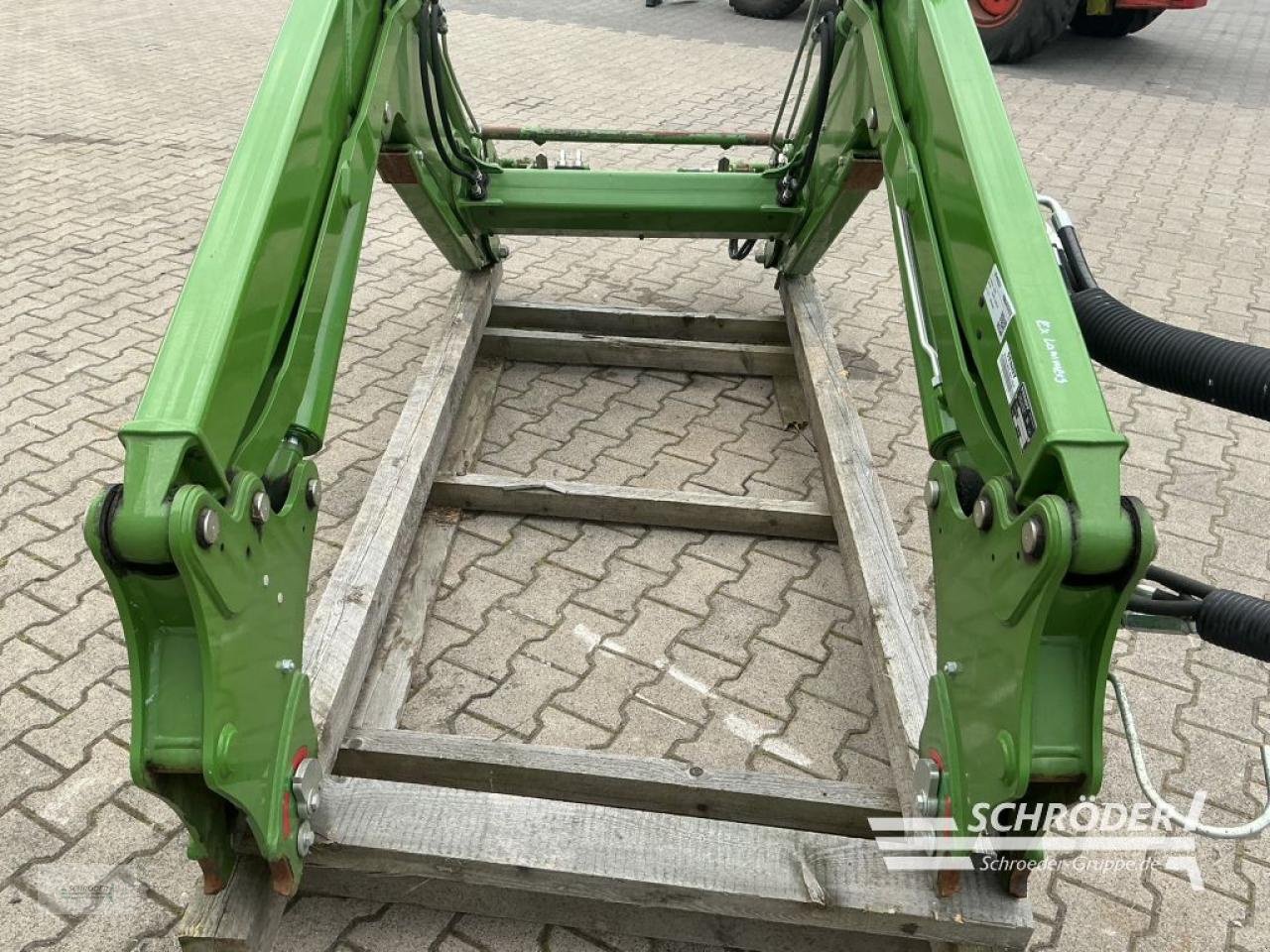 Frontlader des Typs Fendt CARGO 4 X/80 DW, Gebrauchtmaschine in Norden (Bild 8)