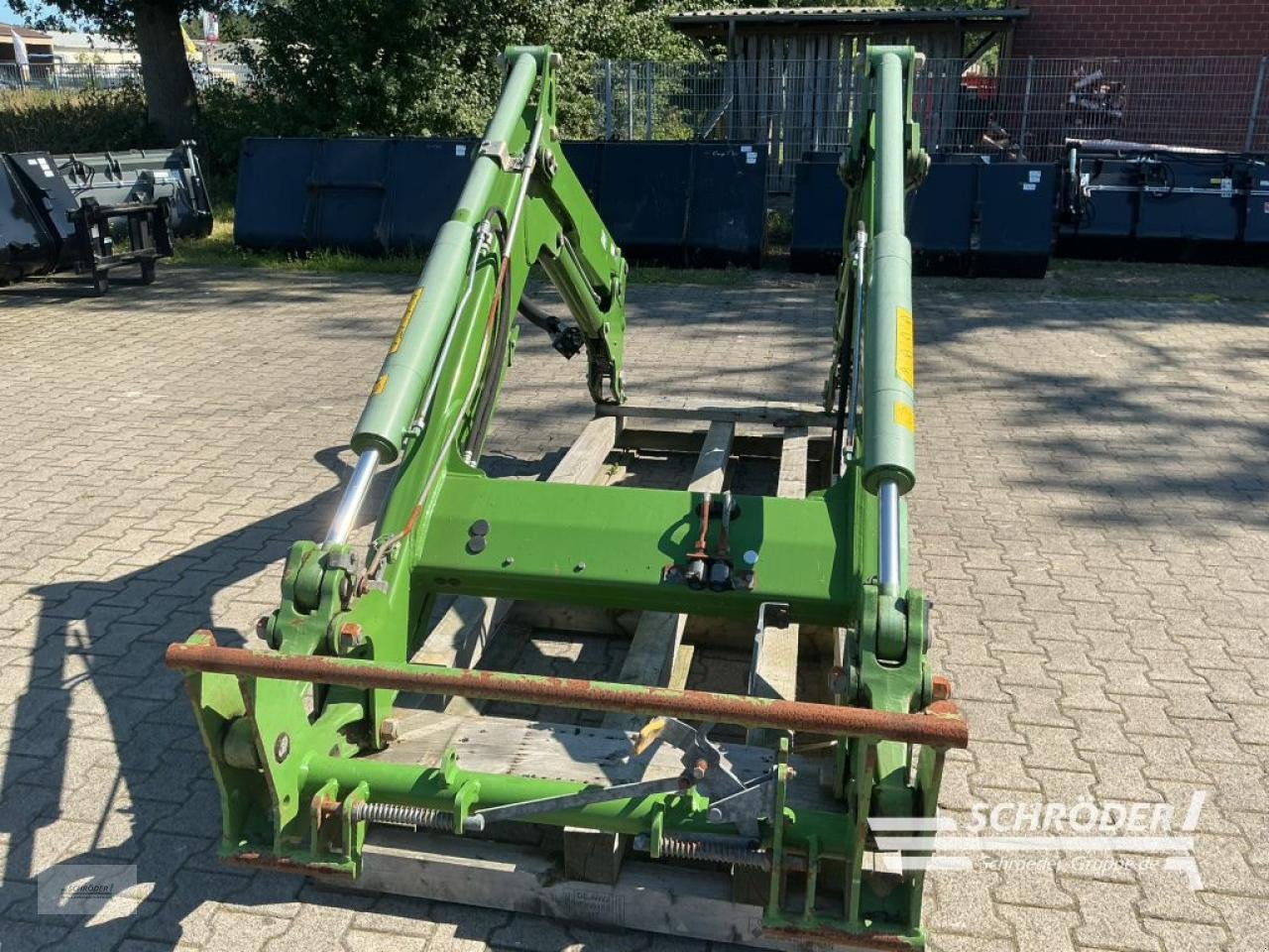 Frontlader des Typs Fendt CARGO 4 X/80 DW, Gebrauchtmaschine in Norden (Bild 11)