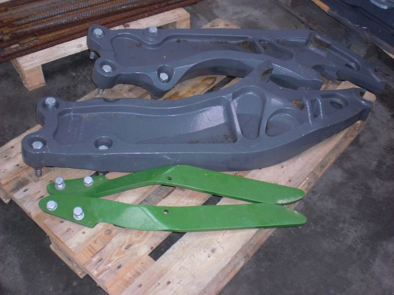 Frontlader des Typs Fendt Cargo 4X75 Compact, Neumaschine in Pocking (Bild 3)