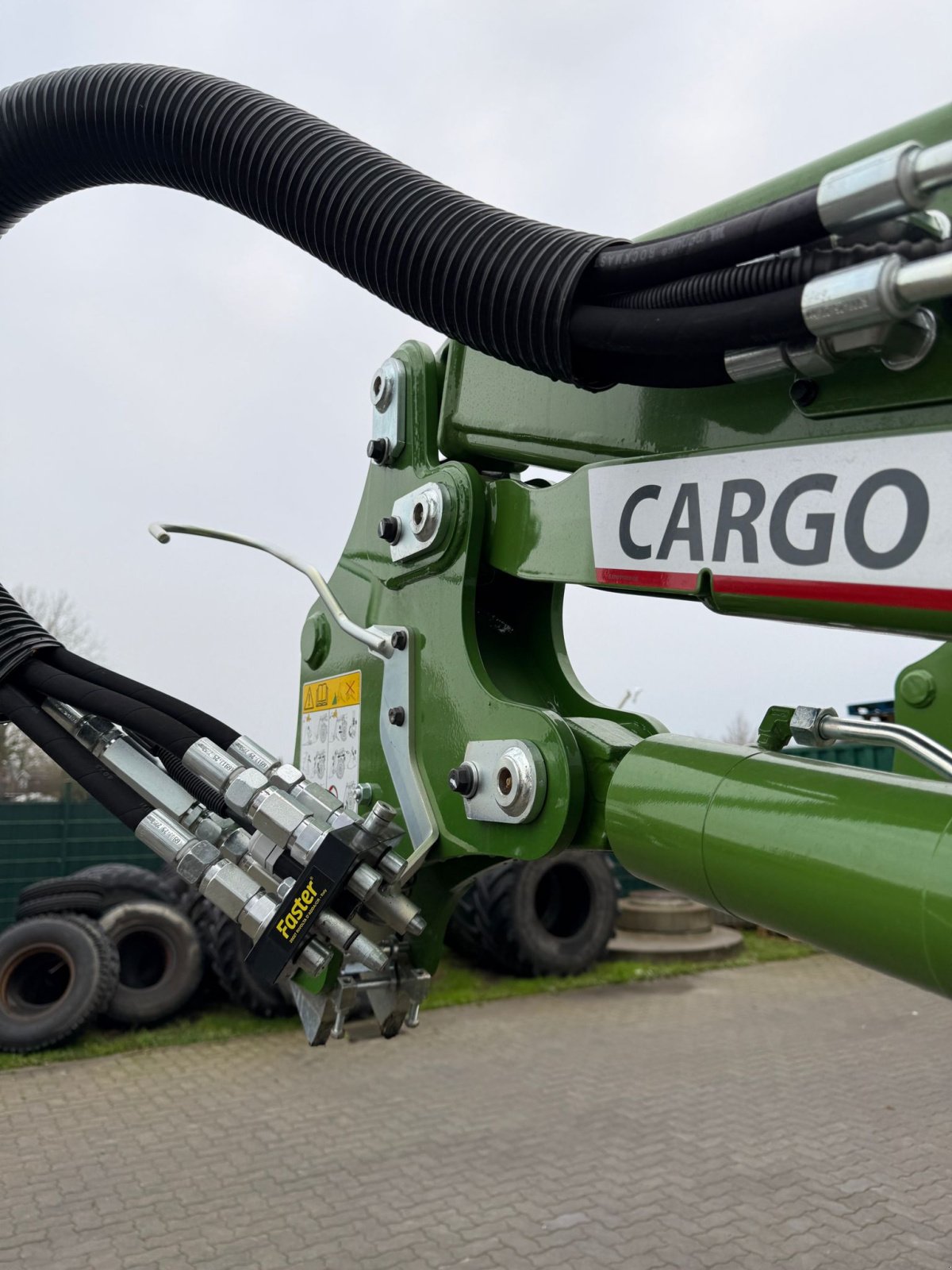 Frontlader типа Fendt Frontladerschwinge 4X75 DW, Gebrauchtmaschine в Bevern (Фотография 4)