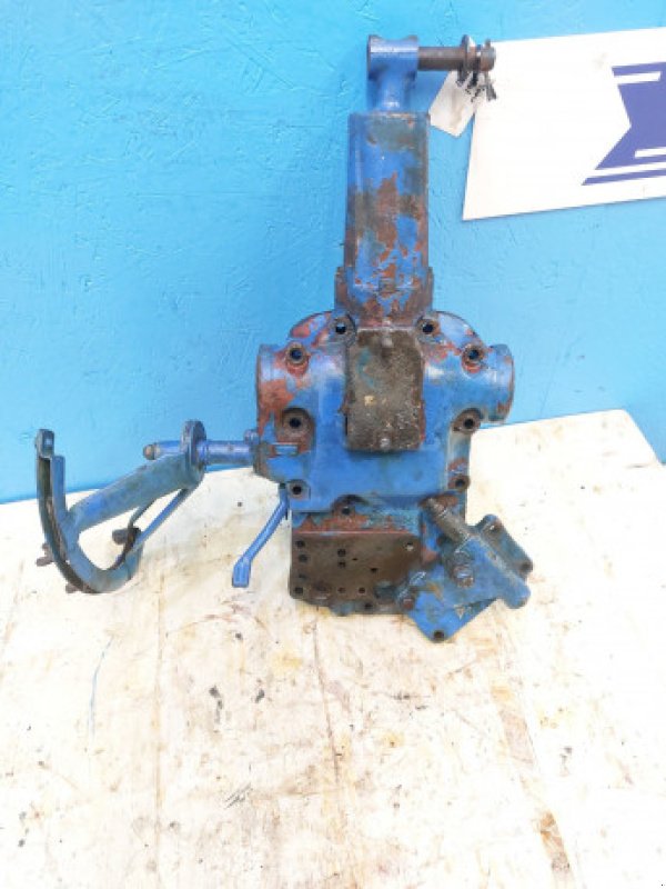 Frontlader of the type Ford 4000, Gebrauchtmaschine in Hemmet (Picture 4)