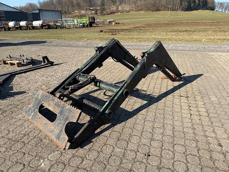 Frontlader des Typs Frost Kat. 3 Schwinge mit Palettengabelgrundrahmen, Gebrauchtmaschine in Steinau  (Bild 3)