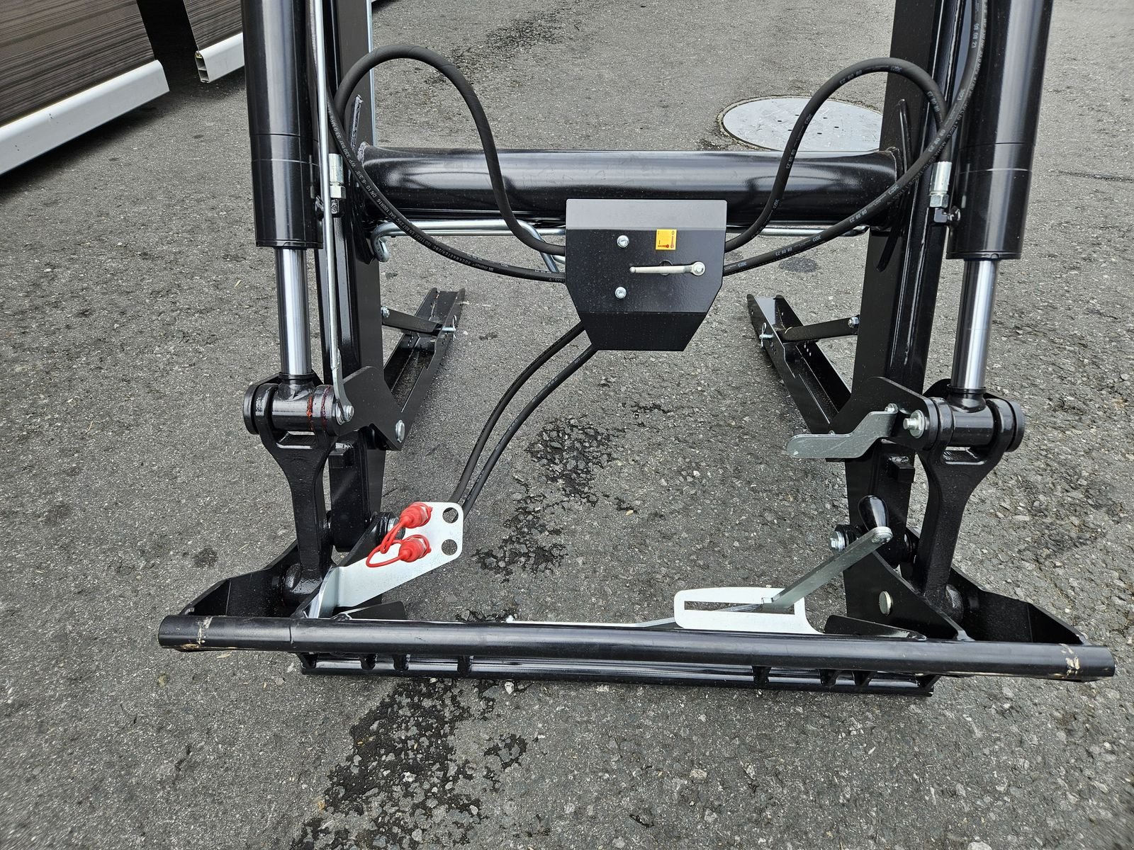 Frontlader des Typs Hauer Pom R 95, Neumaschine in Sulzberg (Bild 5)