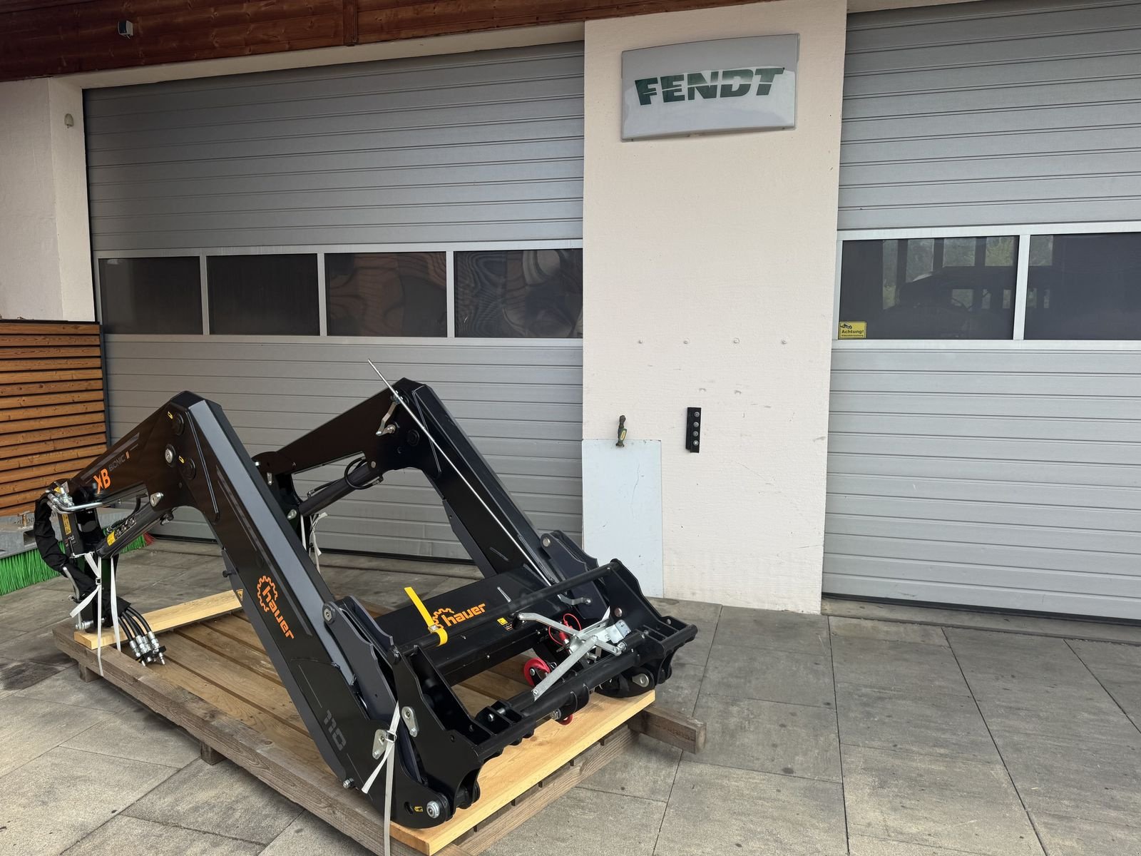 Frontlader tipa Hauer XB BIONIC 110, Neumaschine u Saldenburg (Slika 2)