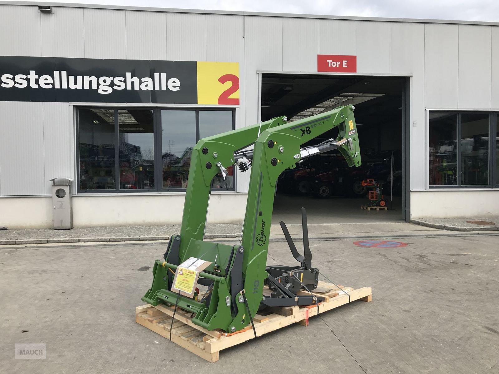 Frontlader του τύπου Hauer XB110 Bionic II + Anbaukonsole, Neumaschine σε Burgkirchen (Φωτογραφία 1)