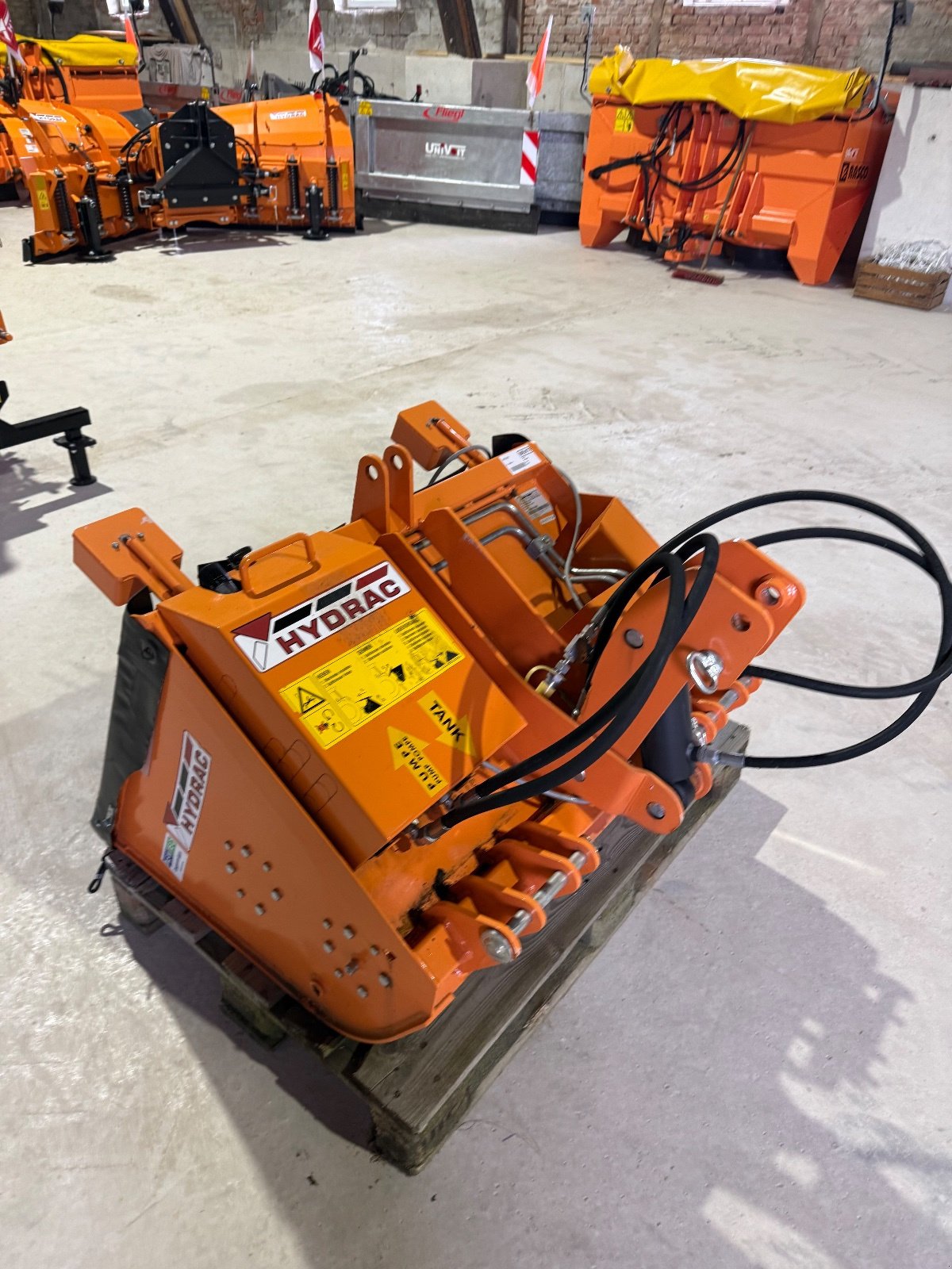 Frontlader za tip Hydrac 1000, Neumaschine u Lehrberg  (Slika 1)