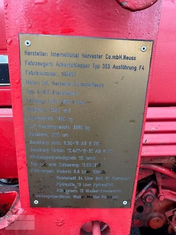 Frontlader typu IHC 353 F4 Schlepper Traktor Oldtimer Frontlader H- Kennzeichen, Gebrauchtmaschine v Gevelsberg (Obrázok 13)