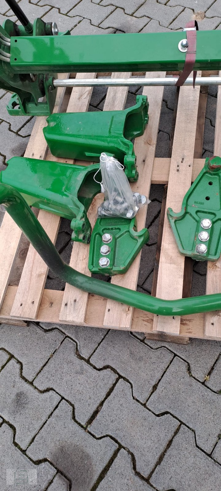 Frontlader of the type John Deere 120 R, Gebrauchtmaschine in Gross-Bieberau (Picture 3)