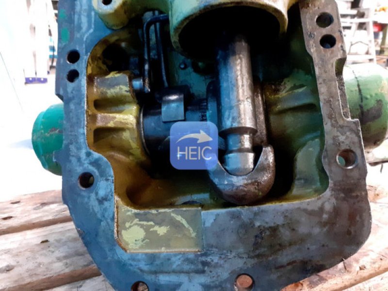 Frontlader of the type John Deere 2040, Gebrauchtmaschine in Hemmet (Picture 15)