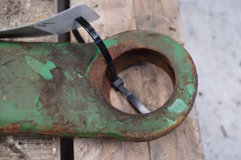 Frontlader of the type John Deere 2450, Gebrauchtmaschine in Hemmet (Picture 2)