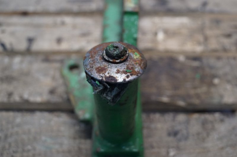 Frontlader of the type John Deere 2450, Gebrauchtmaschine in Hemmet (Picture 10)