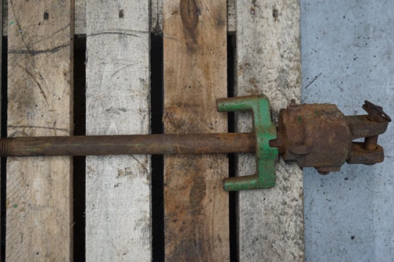 Frontlader des Typs John Deere 3350, Gebrauchtmaschine in Hemmet (Bild 4)