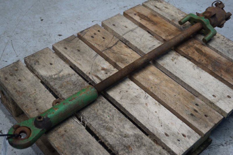 Frontlader des Typs John Deere 3350, Gebrauchtmaschine in Hemmet (Bild 8)