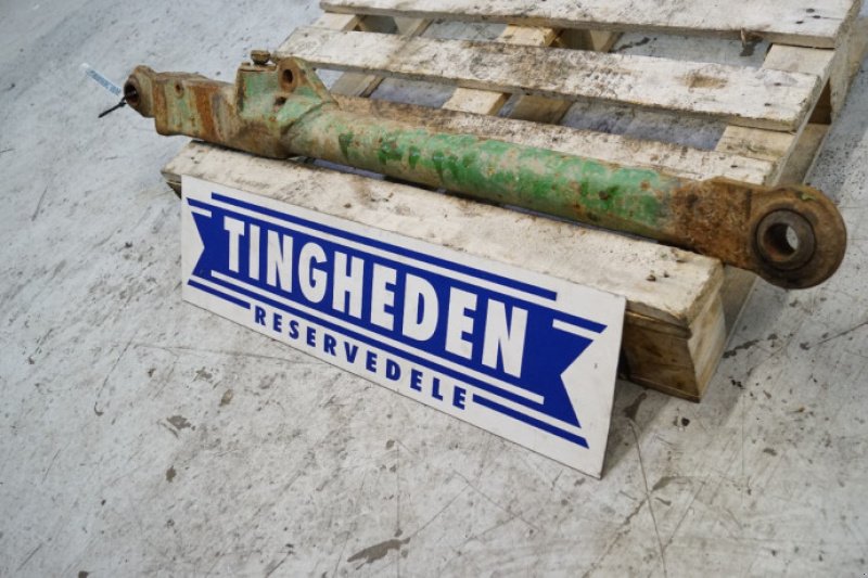 Frontlader of the type John Deere 4040, Gebrauchtmaschine in Hemmet (Picture 3)