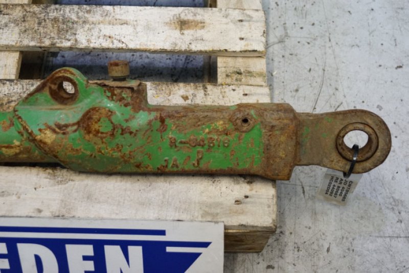 Frontlader des Typs John Deere 4040, Gebrauchtmaschine in Hemmet (Bild 4)