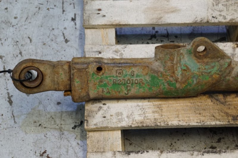 Frontlader of the type John Deere 4040, Gebrauchtmaschine in Hemmet (Picture 2)