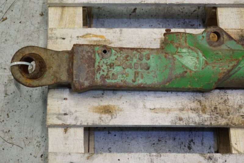 Frontlader of the type John Deere 4040, Gebrauchtmaschine in Hemmet (Picture 18)