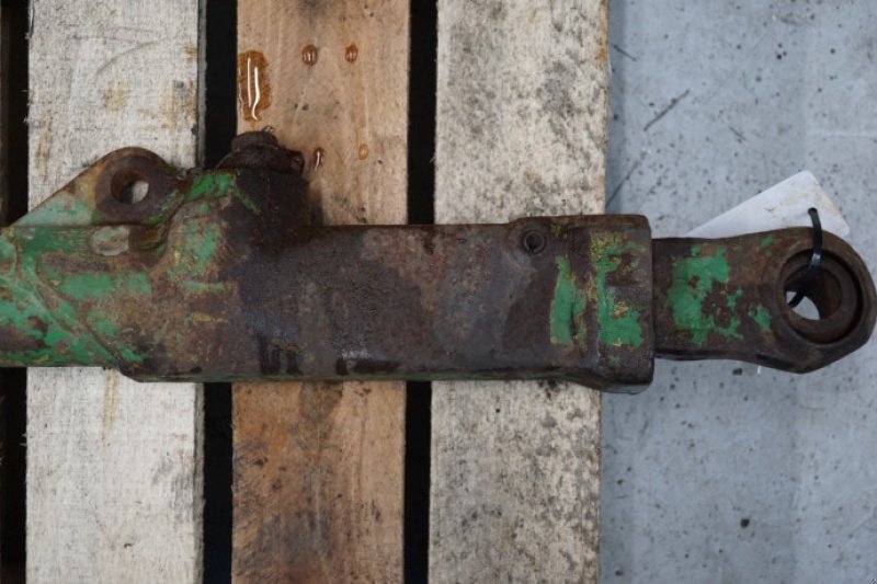 Frontlader des Typs John Deere 4040, Gebrauchtmaschine in Hemmet (Bild 8)