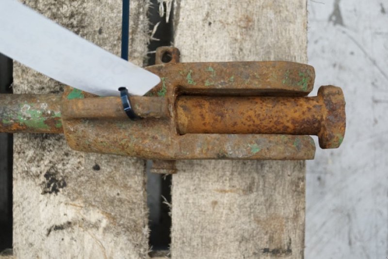 Frontlader of the type John Deere 4240, Gebrauchtmaschine in Hemmet (Picture 3)