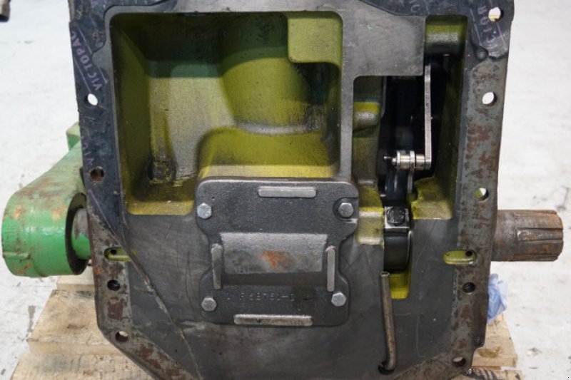 Frontlader of the type John Deere 4240, Gebrauchtmaschine in Hemmet (Picture 19)