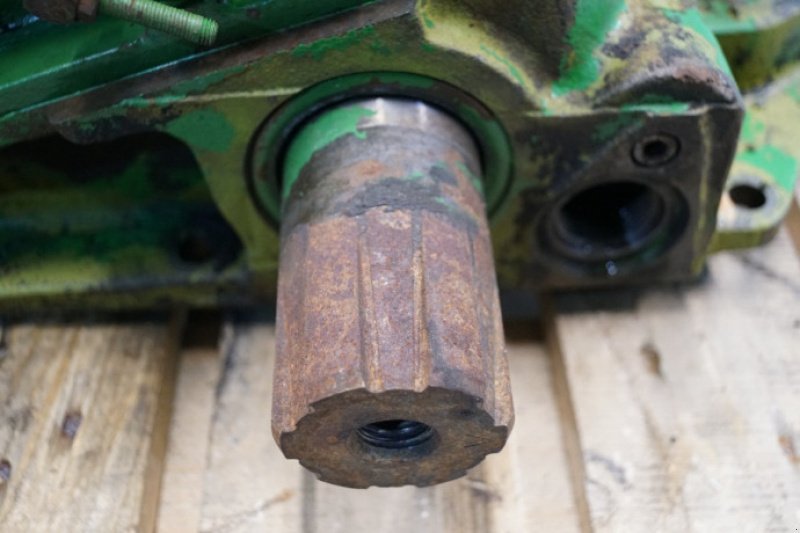 Frontlader of the type John Deere 4240, Gebrauchtmaschine in Hemmet (Picture 4)