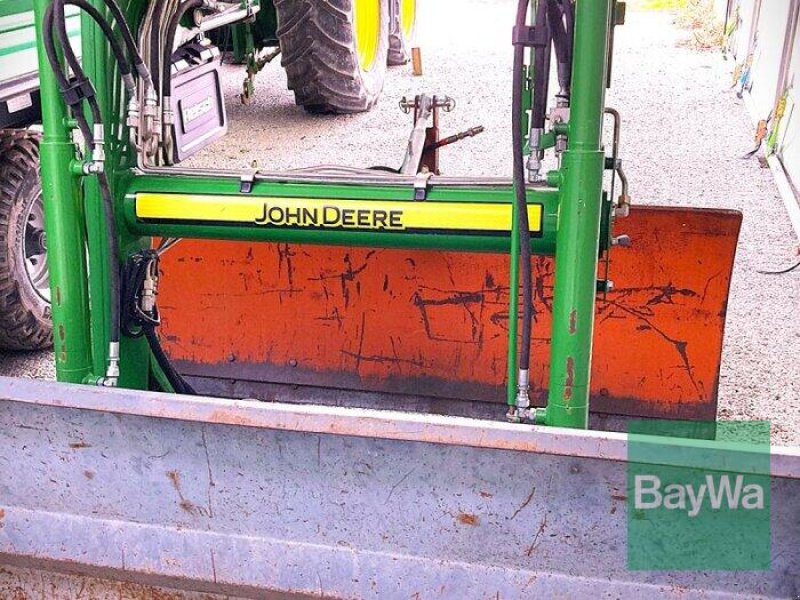 Frontlader des Typs John Deere 533 FRONTLADER, Gebrauchtmaschine in Murnau (Bild 12)